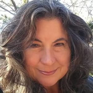 Meet your Posher, Suzanne